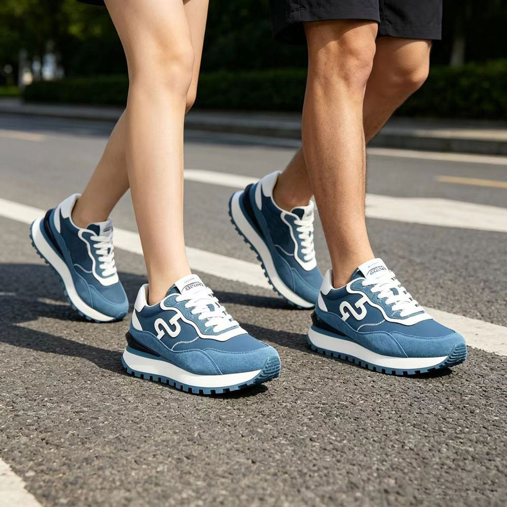 AERO Sneakers