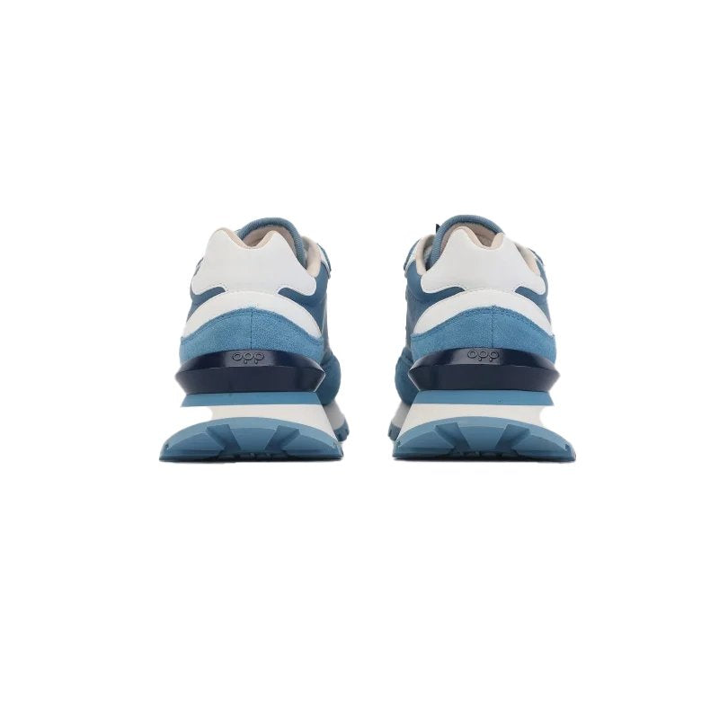 AERO Sneakers