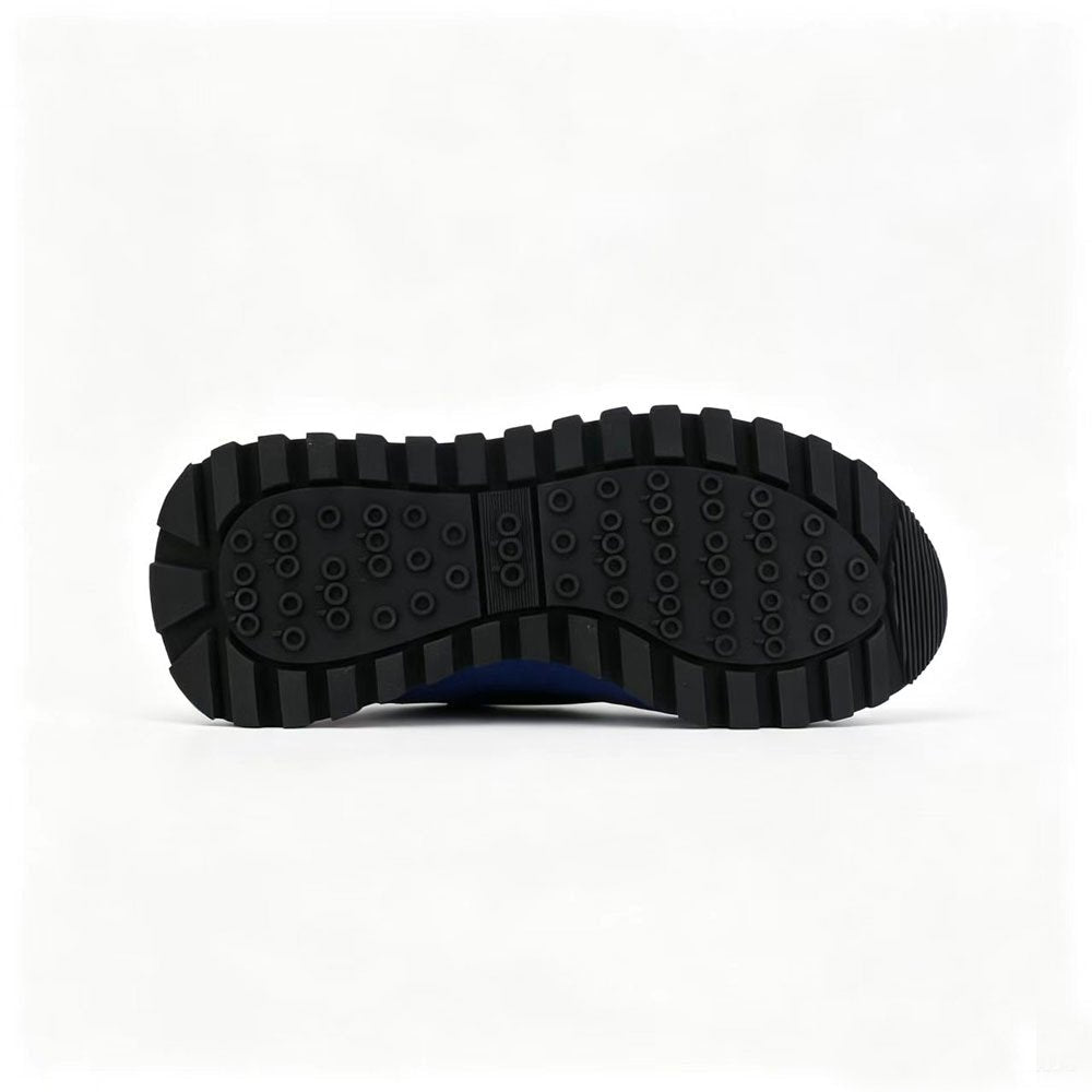 AZURE Sneakers