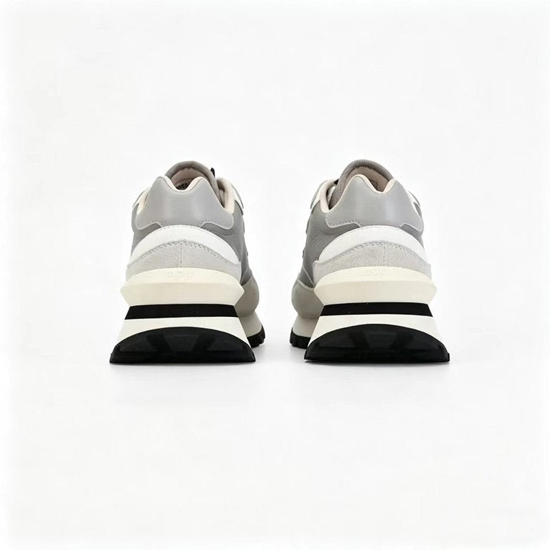 MIST Sneakers