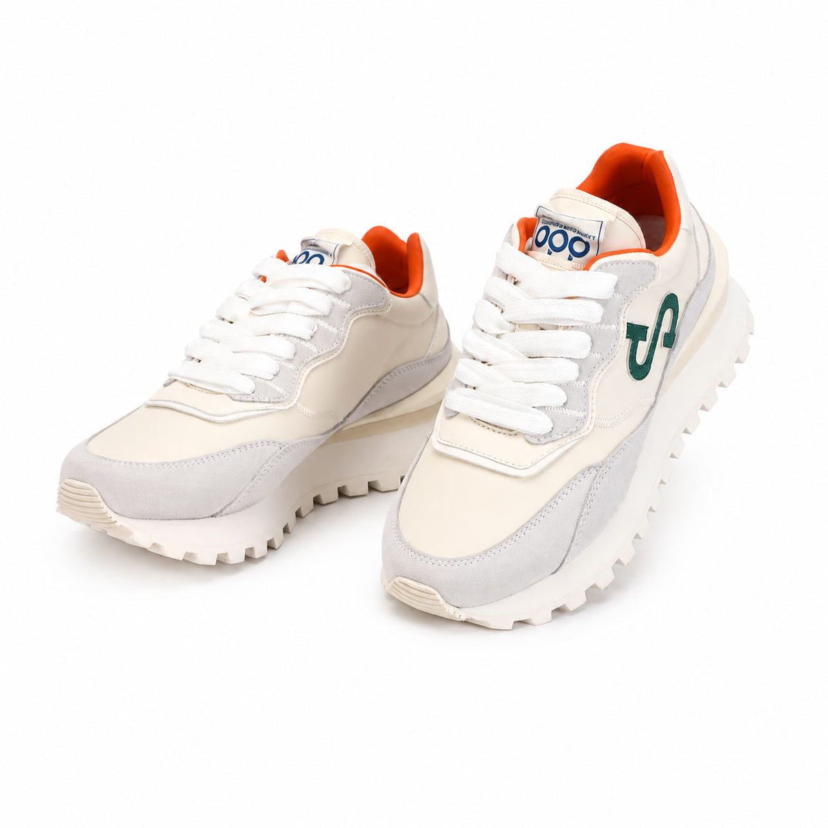 MOSS Sneakers