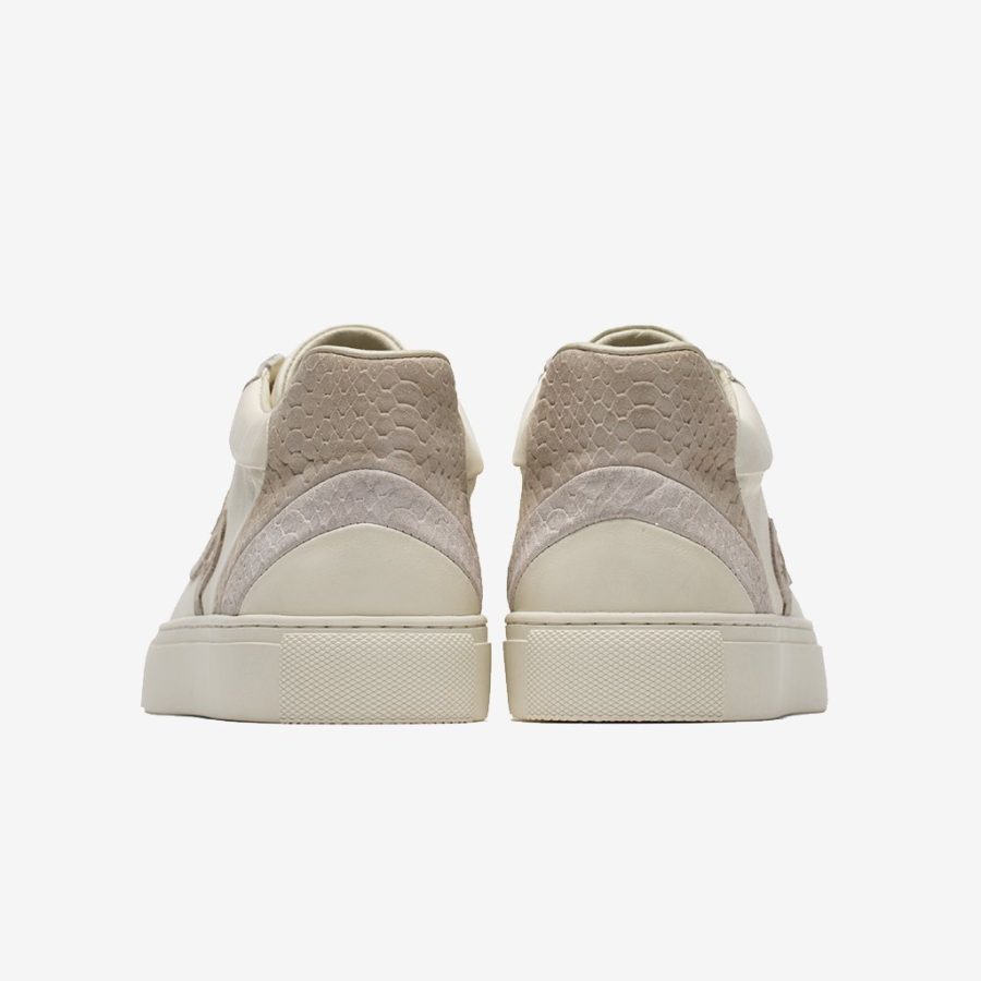 High-Top Shoes White - Image 4