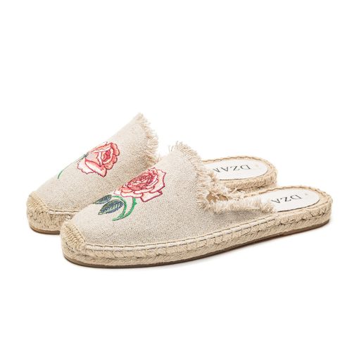 Women Embroidered Rose Fisherman Slippers Beige