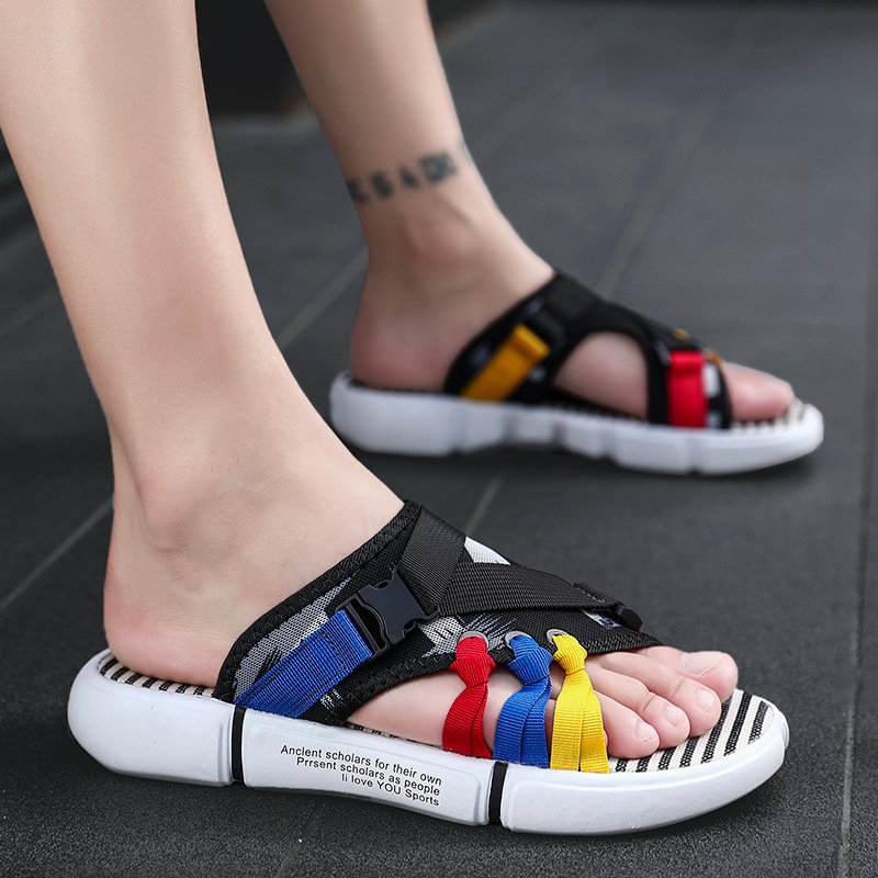 Men Trendy Beach Slippers - Image 3