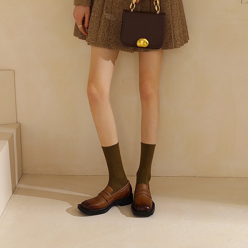 Women Gradient Retro Loafers - Image 3