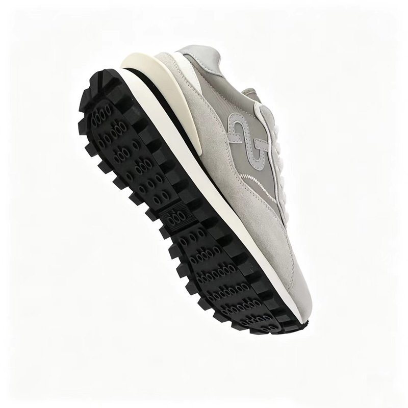 Art-Inspired White Paint Sneakers – Minimal Yet Bold - Image 3