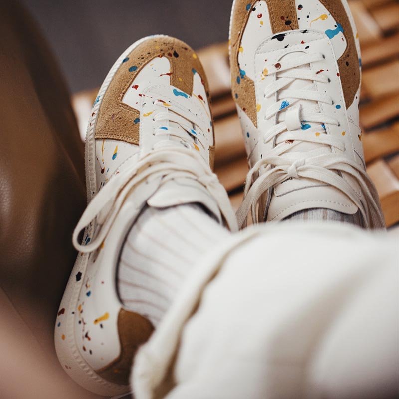 Lace-up Graffiti Casual Shoes - Image 3