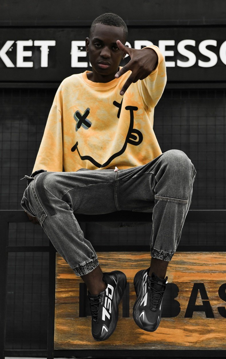 Men Trend Radian Sneakers - Image 9