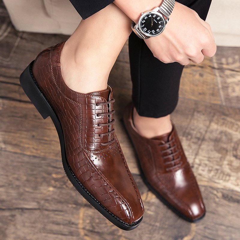 Men's Pointed Toe British Business Oxfords - Image 3