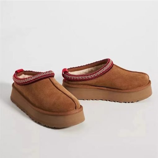 Women's Classic Winter Chestnut - Image 3