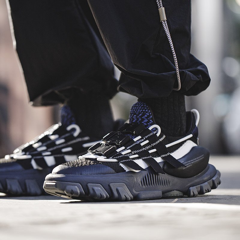 Platform Heightened Design Sneakers - Image 3