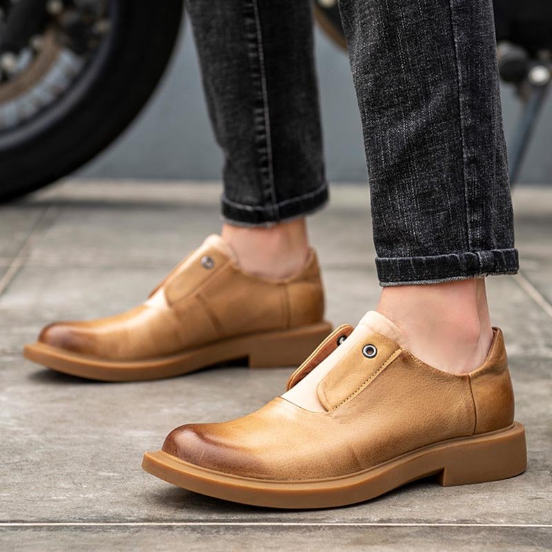 Vintage British Casual Loafers - Image 3