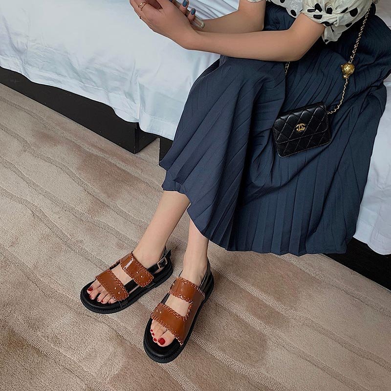 Women Color Contrast Buckle Sandals - Image 5