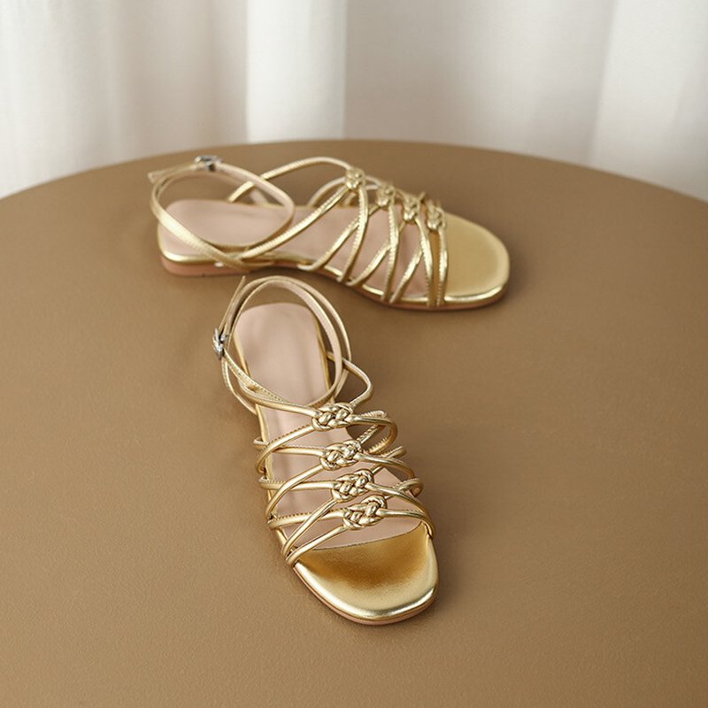 Women Metallic String Sandals - Image 5