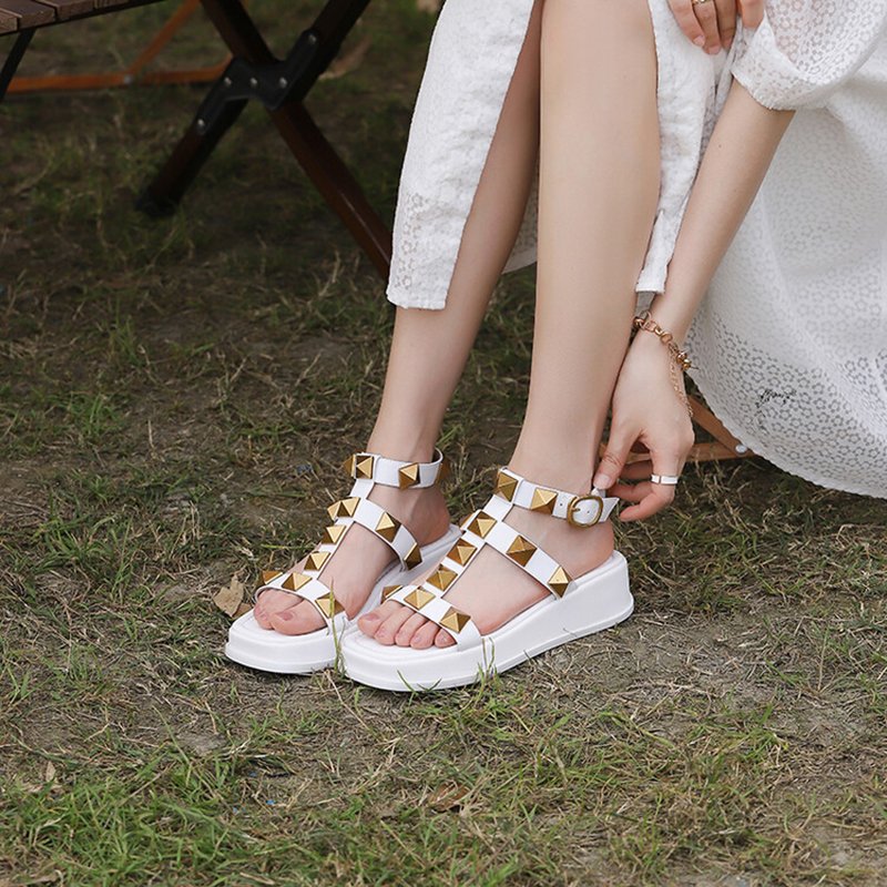 Women Studded Roman Platform Sandals - Image 3
